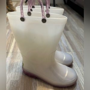 Rain Boots for a little girl by Western Chief, Size 11 (Little Kid)